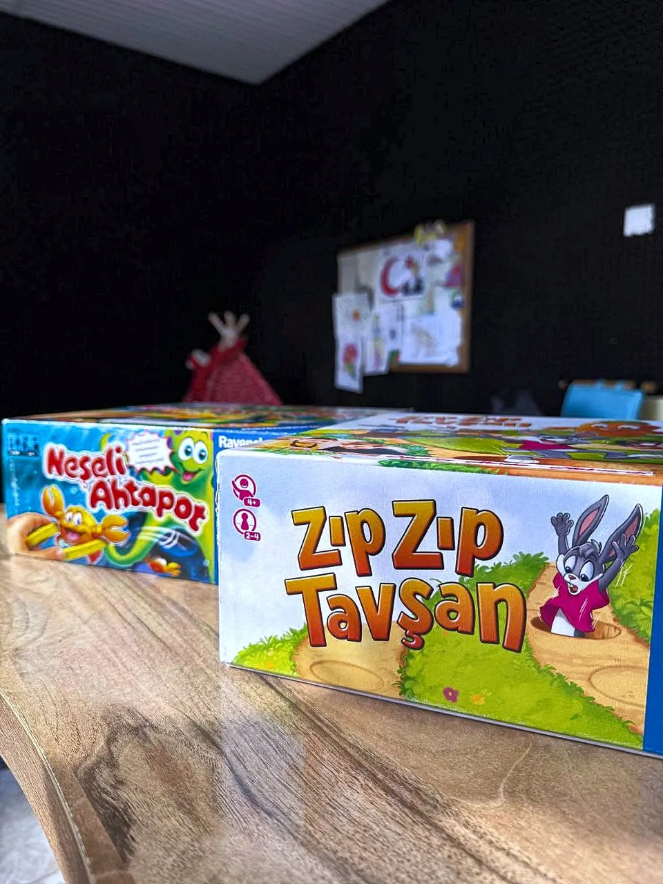 Dikkat ve eşleştirme için kutu oyunları